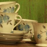 Lot of old cups and saucers