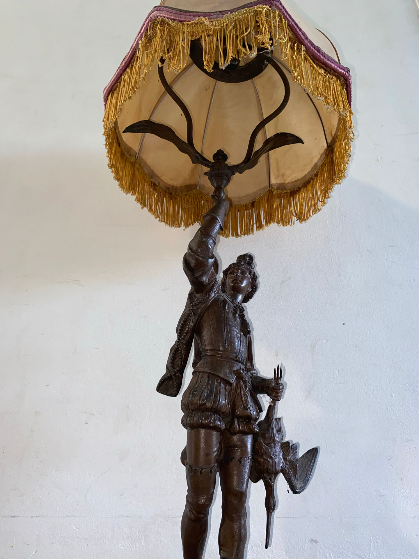 Antique statue lamp "The Hunt Louis XIII" signed LSF