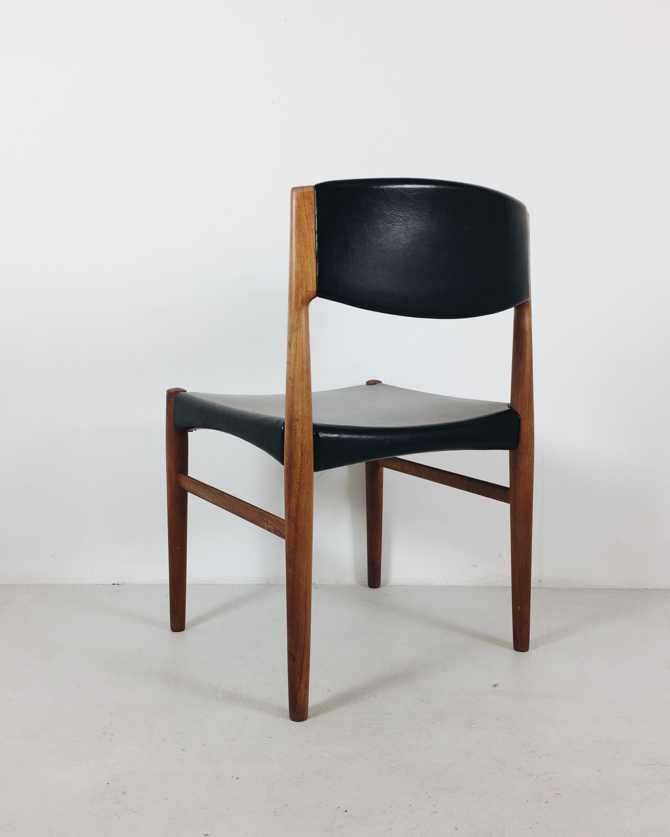 Pair of danish teak dining chairs by Grete Jalk