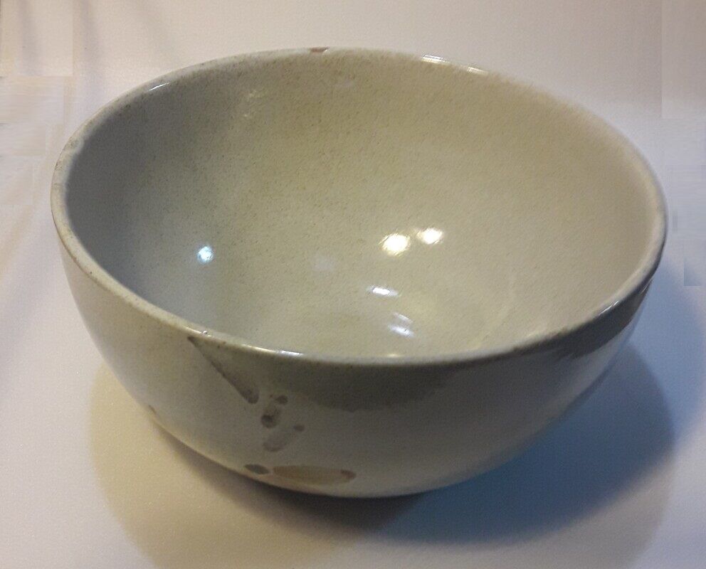 Sandstone salad bowl 23,5cm diameter vintage flat hollow