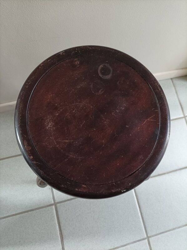 Stool feet metal seat patinated wood