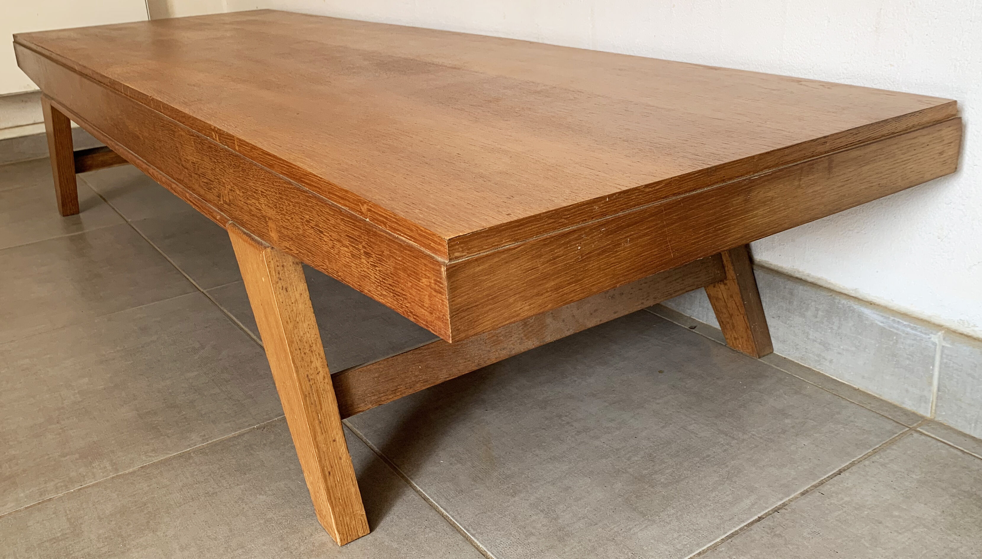 Vintage coffee table from the 60s in oak