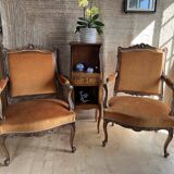 Paire de fauteuils cabriolets