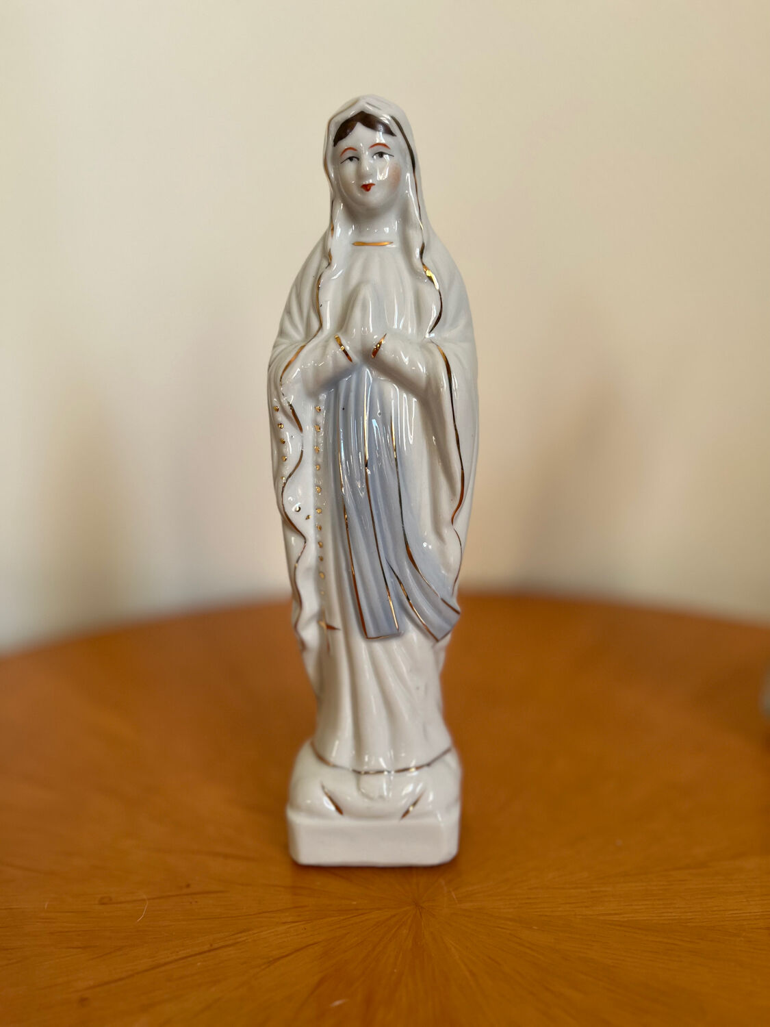 Virgin status of Loures Marie late 19th century