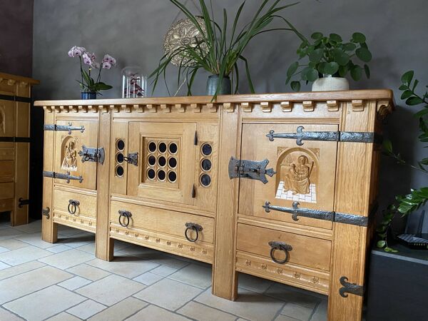 Buffet en chêne massif