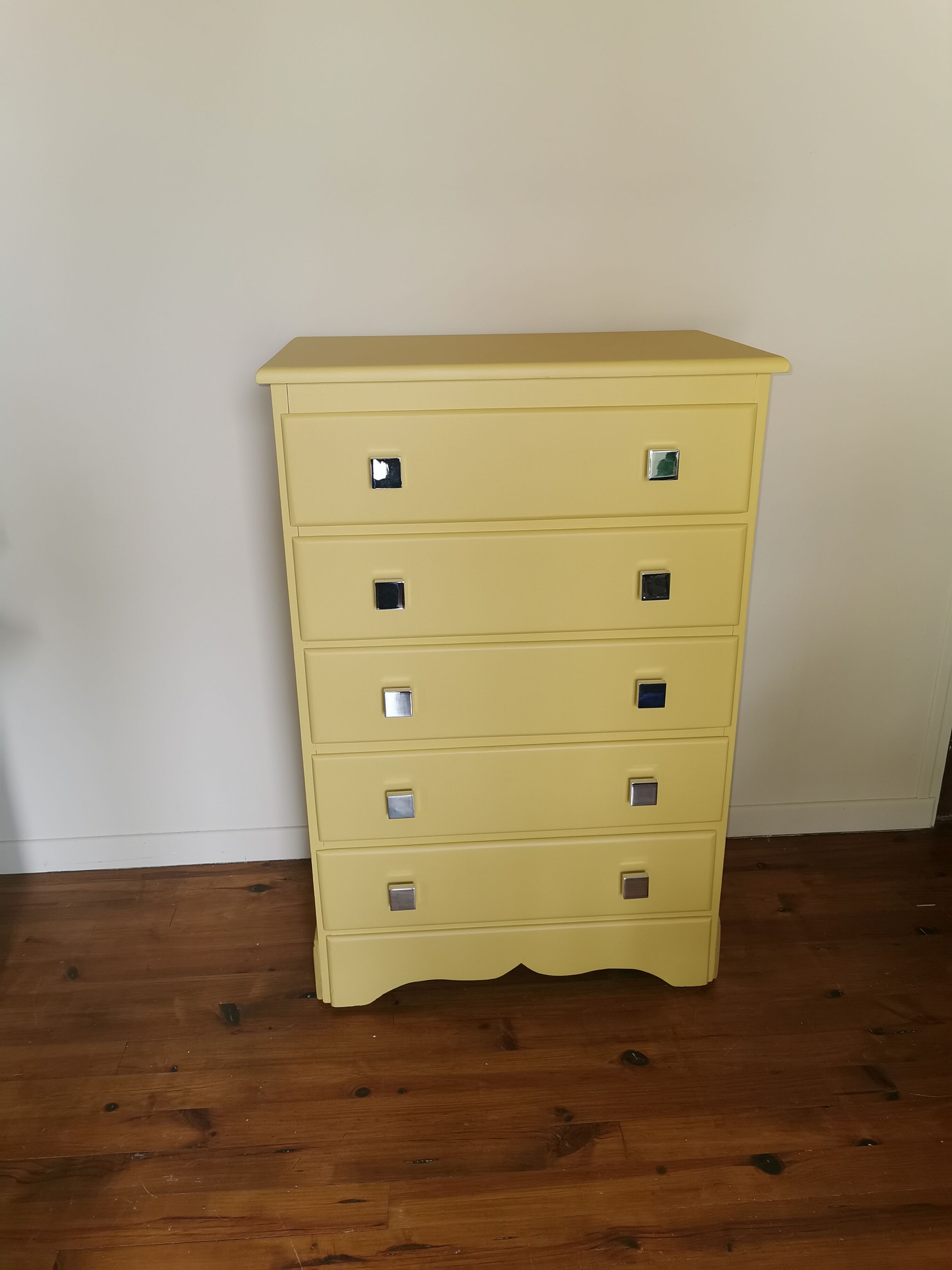 Vintage chiffonnier restyled mustard yellow, 5 drawers