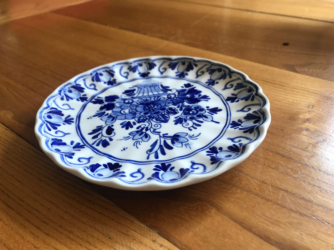 Decorative plate Delft Blue Elesva Holland