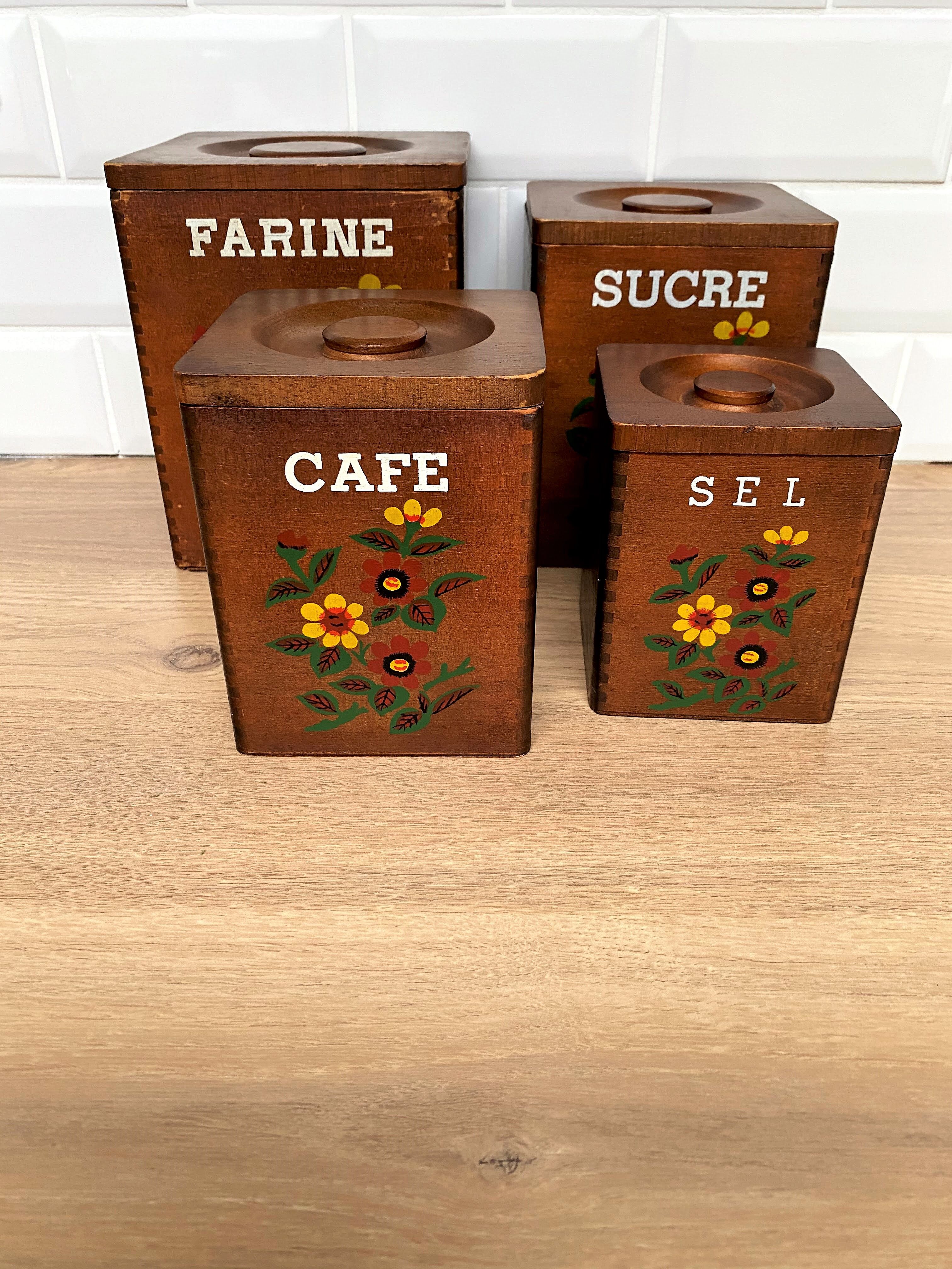 Série de 4 pots à épices en bois