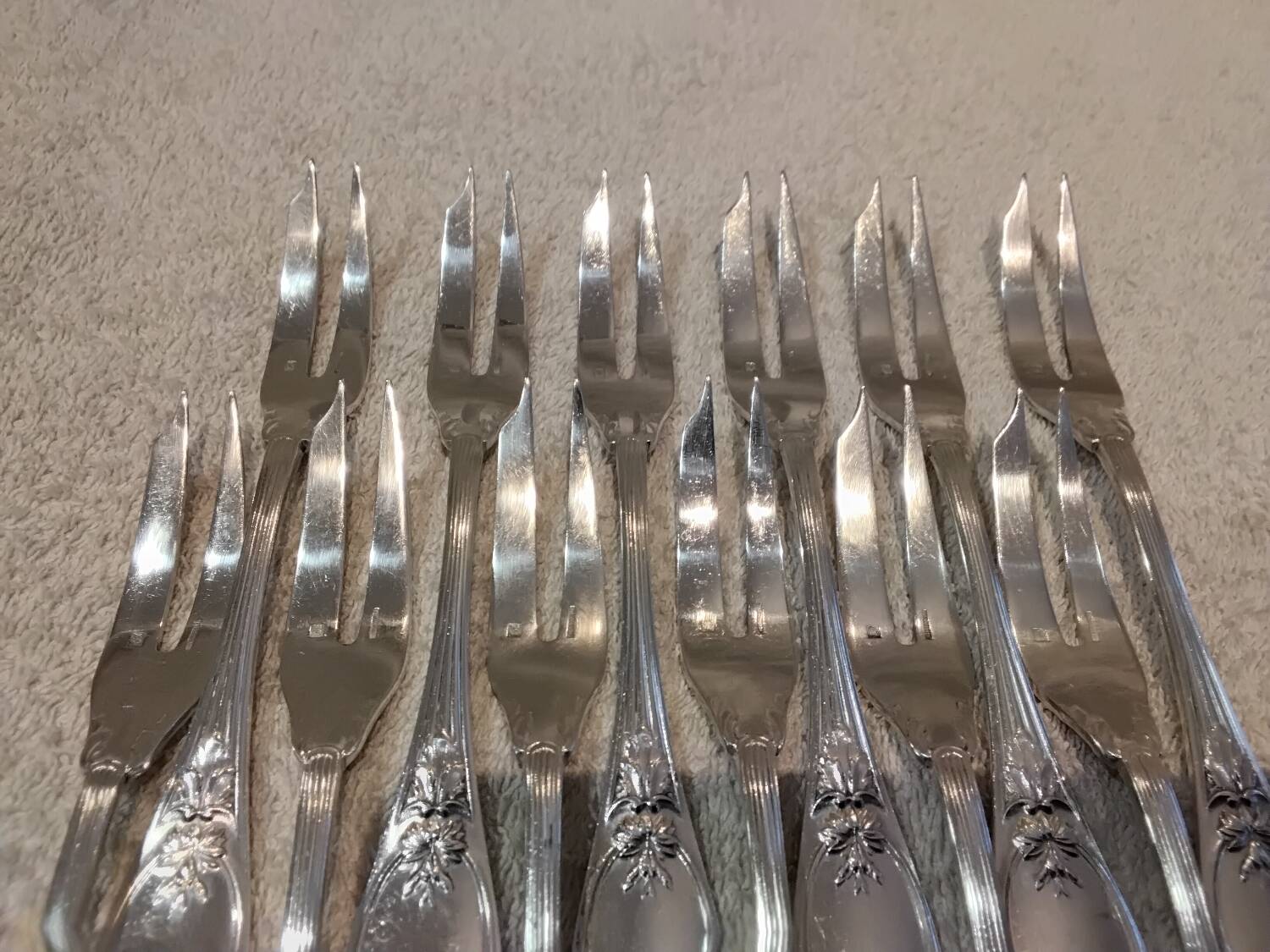 12 silver-plated cake forks with 2 prongs by Christofle Trianon LXVI