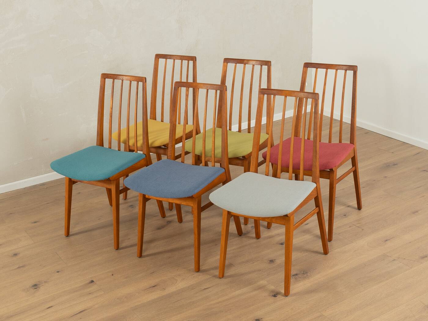 Chaises de salle à manger des années 1960