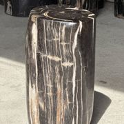 Black petrified wood side table with white and beige stripes H40 D23 - 3