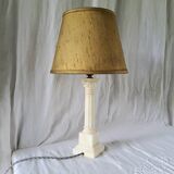Lampe italienne en albâtre sculpté