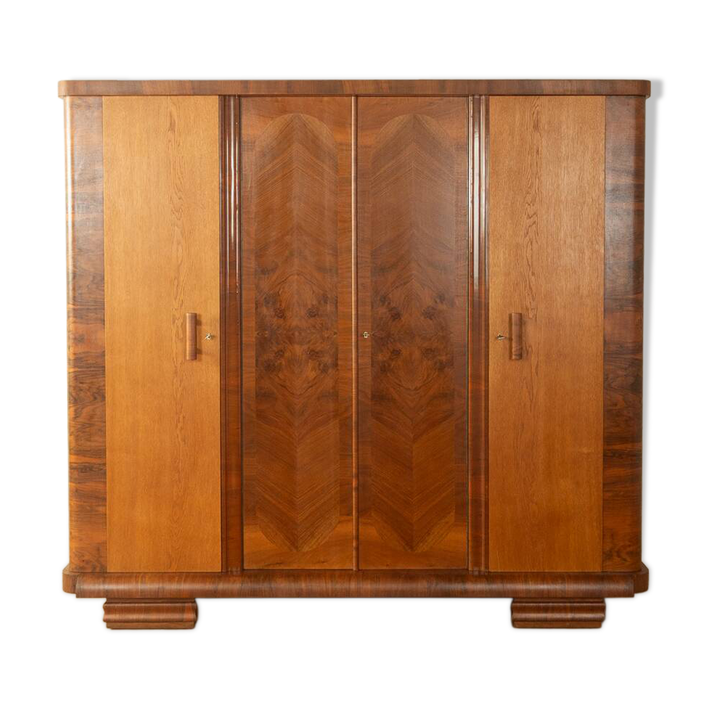 Wonderful Art Deco wardrobe from the 1920s