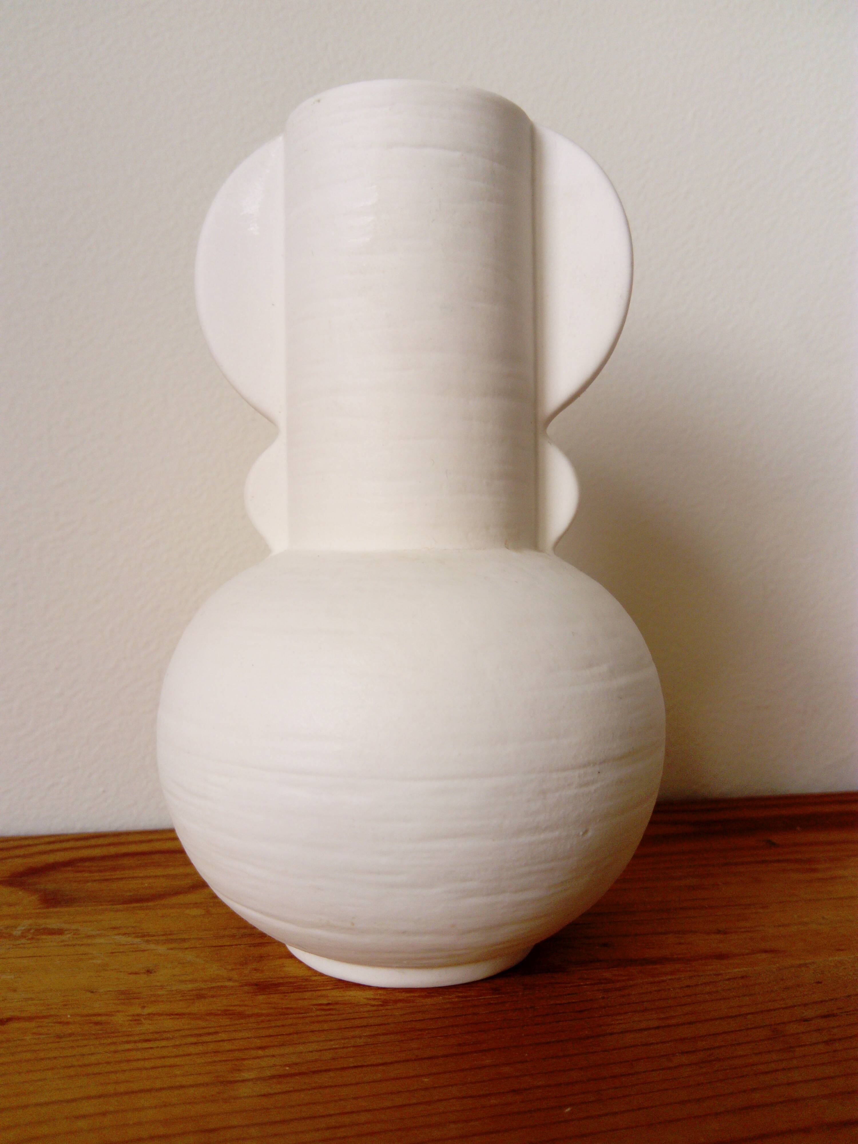 vase blanc design à double anses