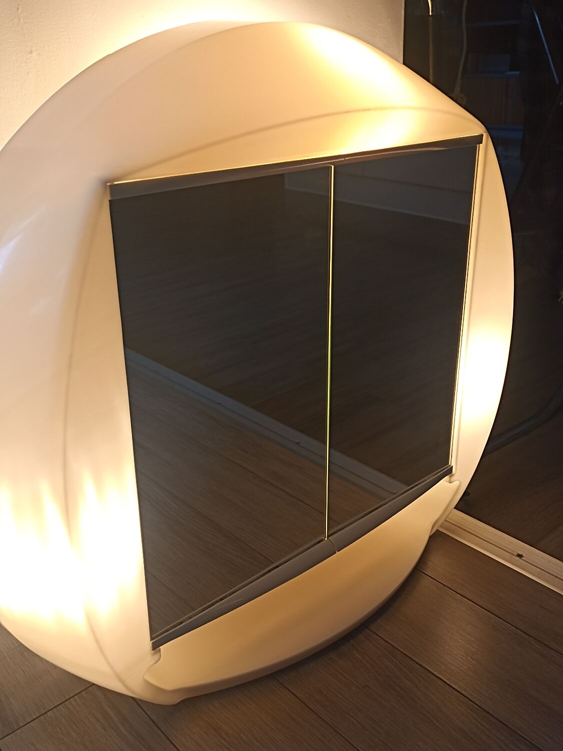 Illuminated mirror bathroom cabinet