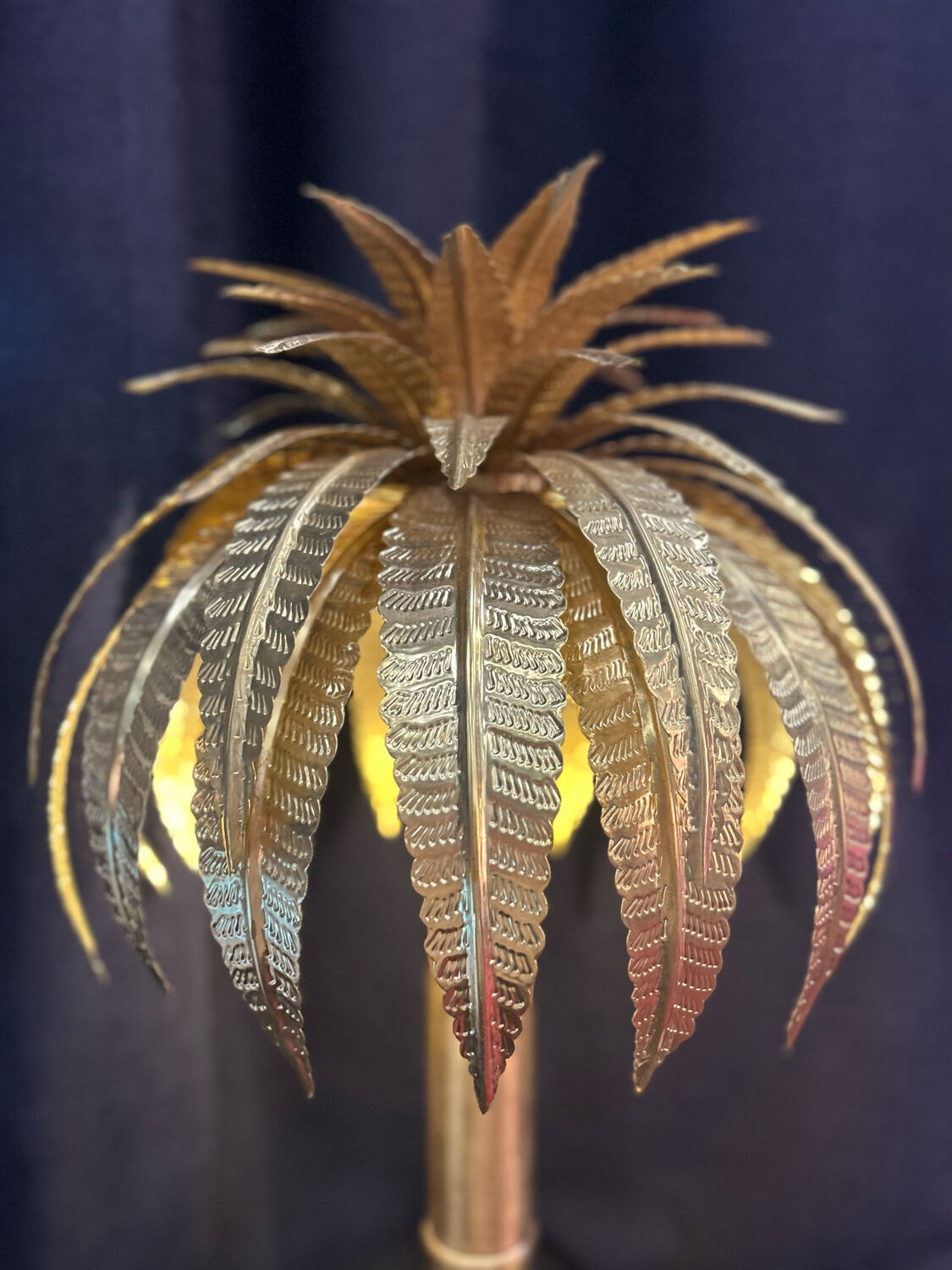 Palm lamp