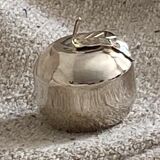 Salt and pepper shaker apple shape