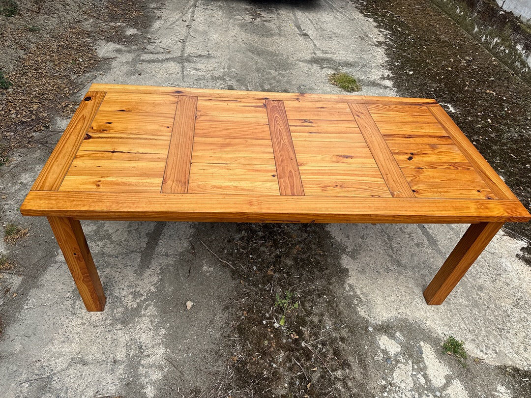 Dining table – Furniture – Rustic solid pine farmhouse style