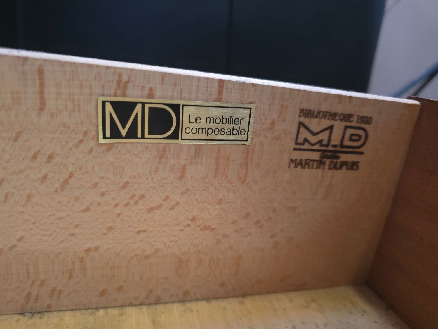 Modular vintage MD bookshelf in mahogany