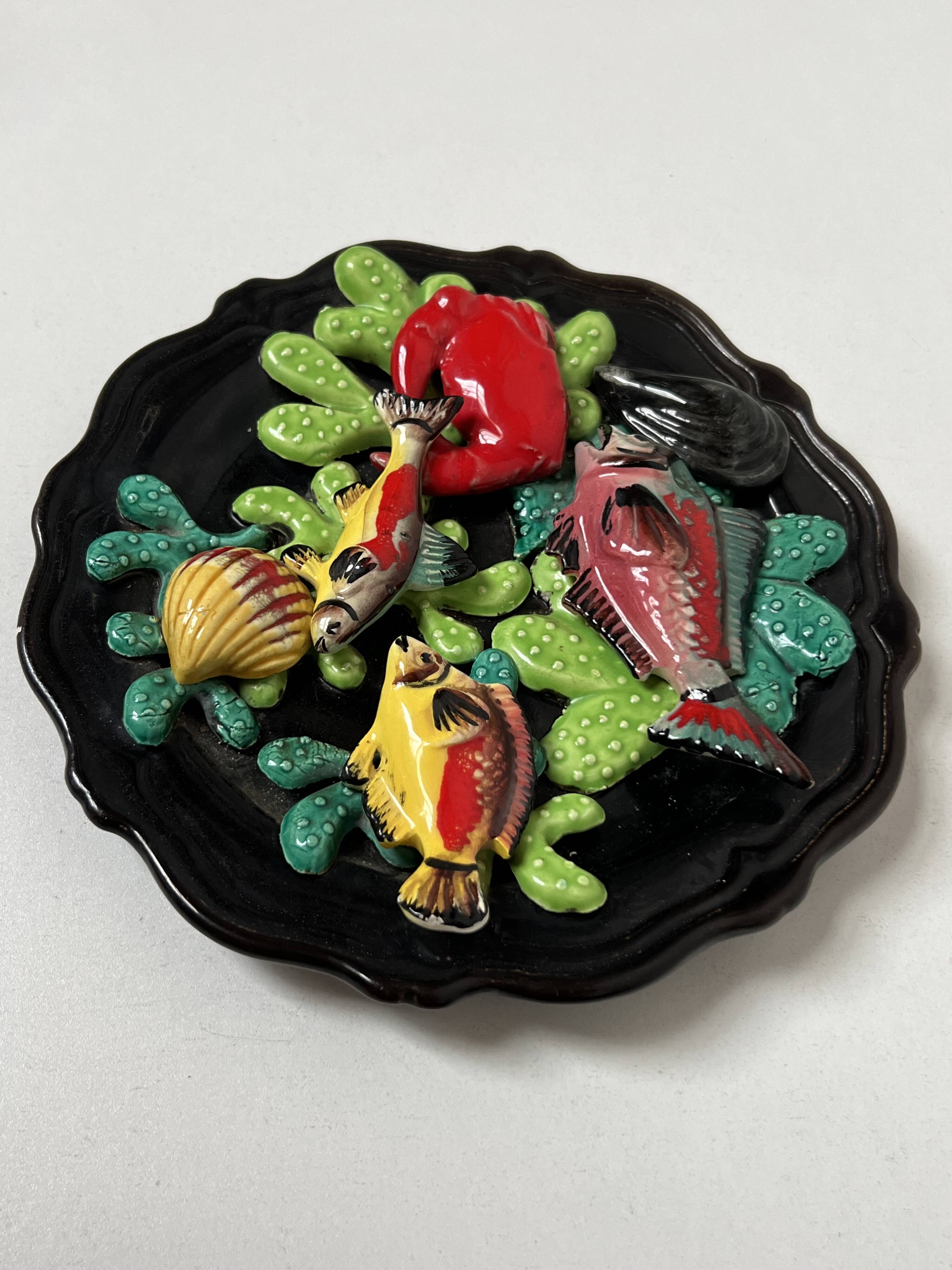 Trompe l'oeil plate, vallauris ceramic, 20th century, fish and shells