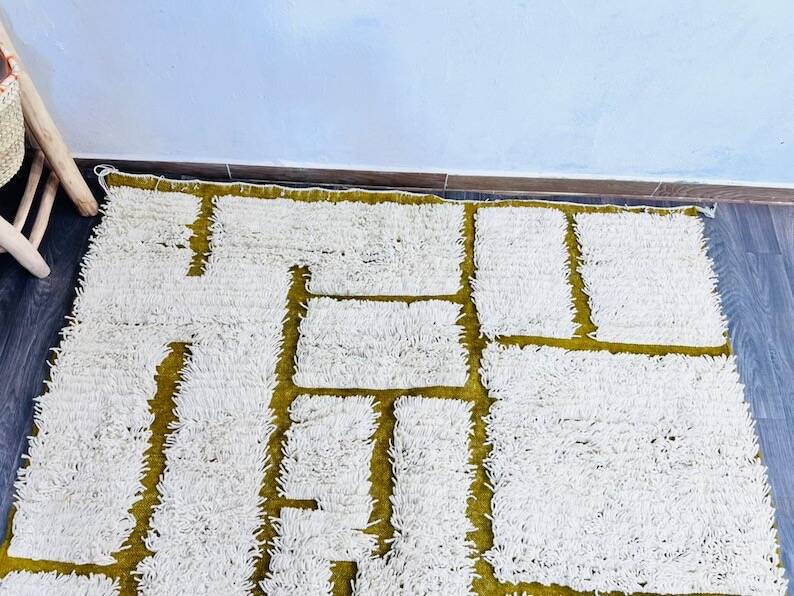 Authentic handmade pure wool rug size 150/350 cm