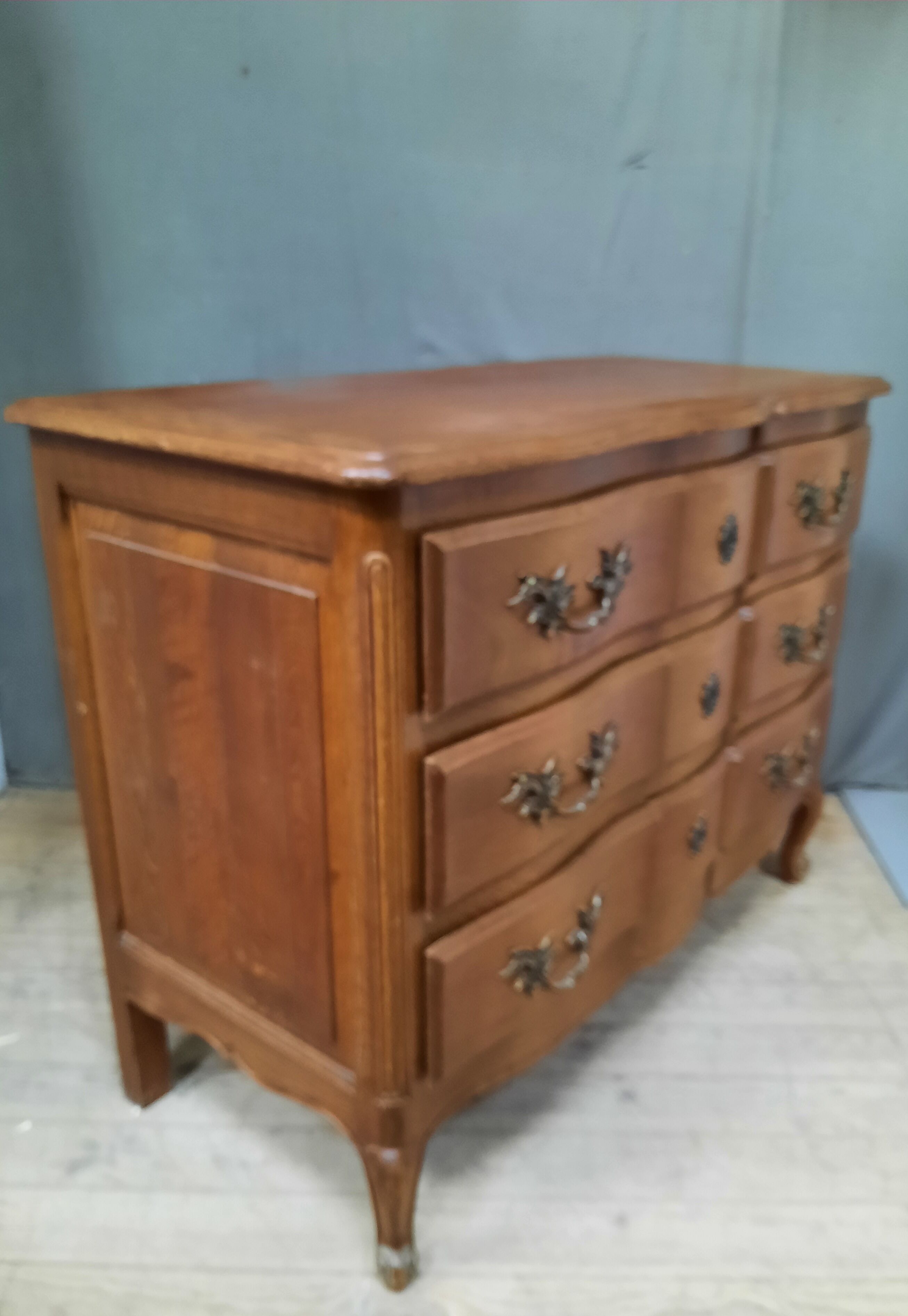 Chest of drawers oak crossbow