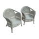 Paire de fauteuils blancs en rotin
