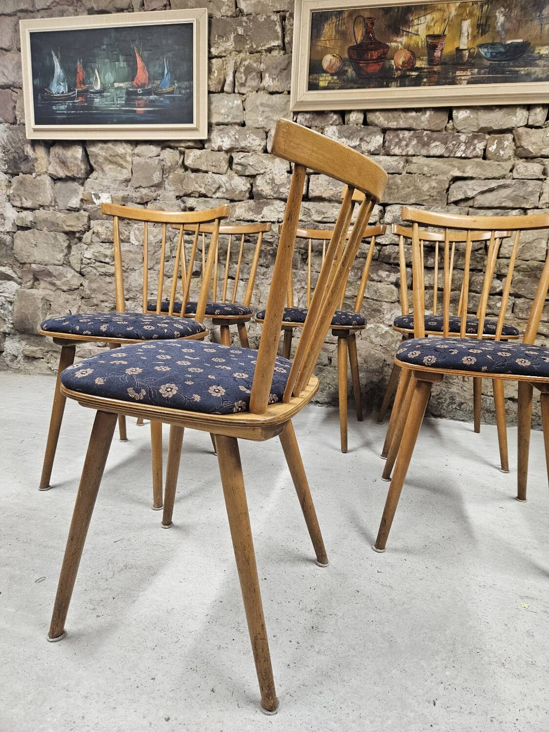Lot of 6 bistro bar chairs from the 1960s