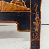 Antique Chinese cabinet with inlay work