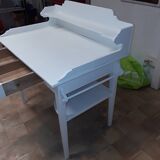 Late nineteenth century toiletry table