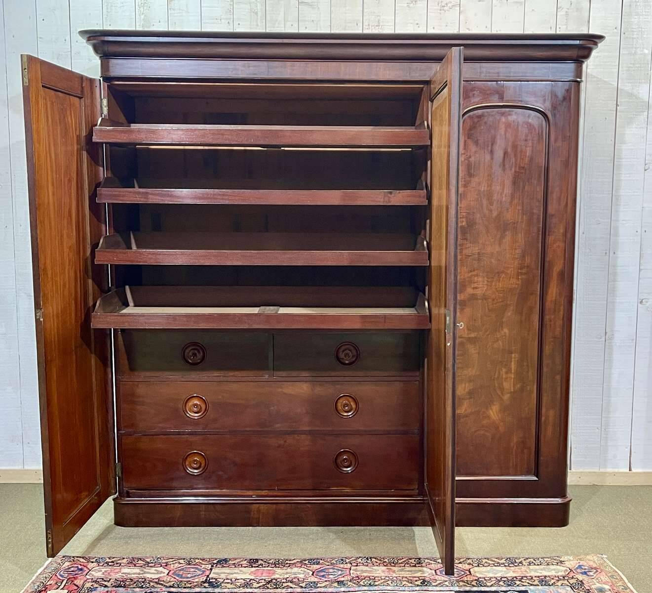 19th-century Victorian English bedroom wardrobe in mahogany.