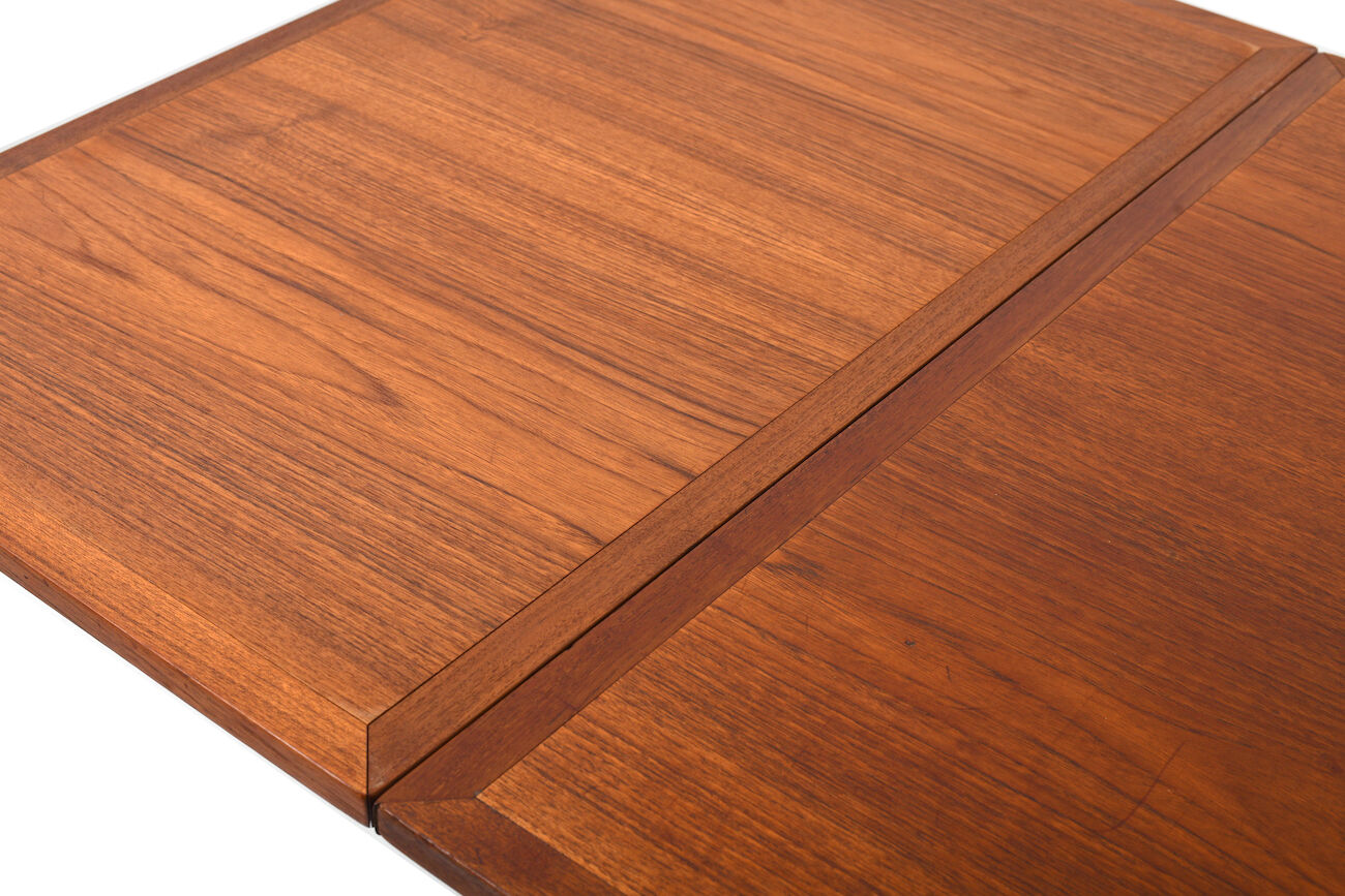Old Børge Mogensen extendable dining table in teak & oak by FDB