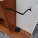 60s entry locker room