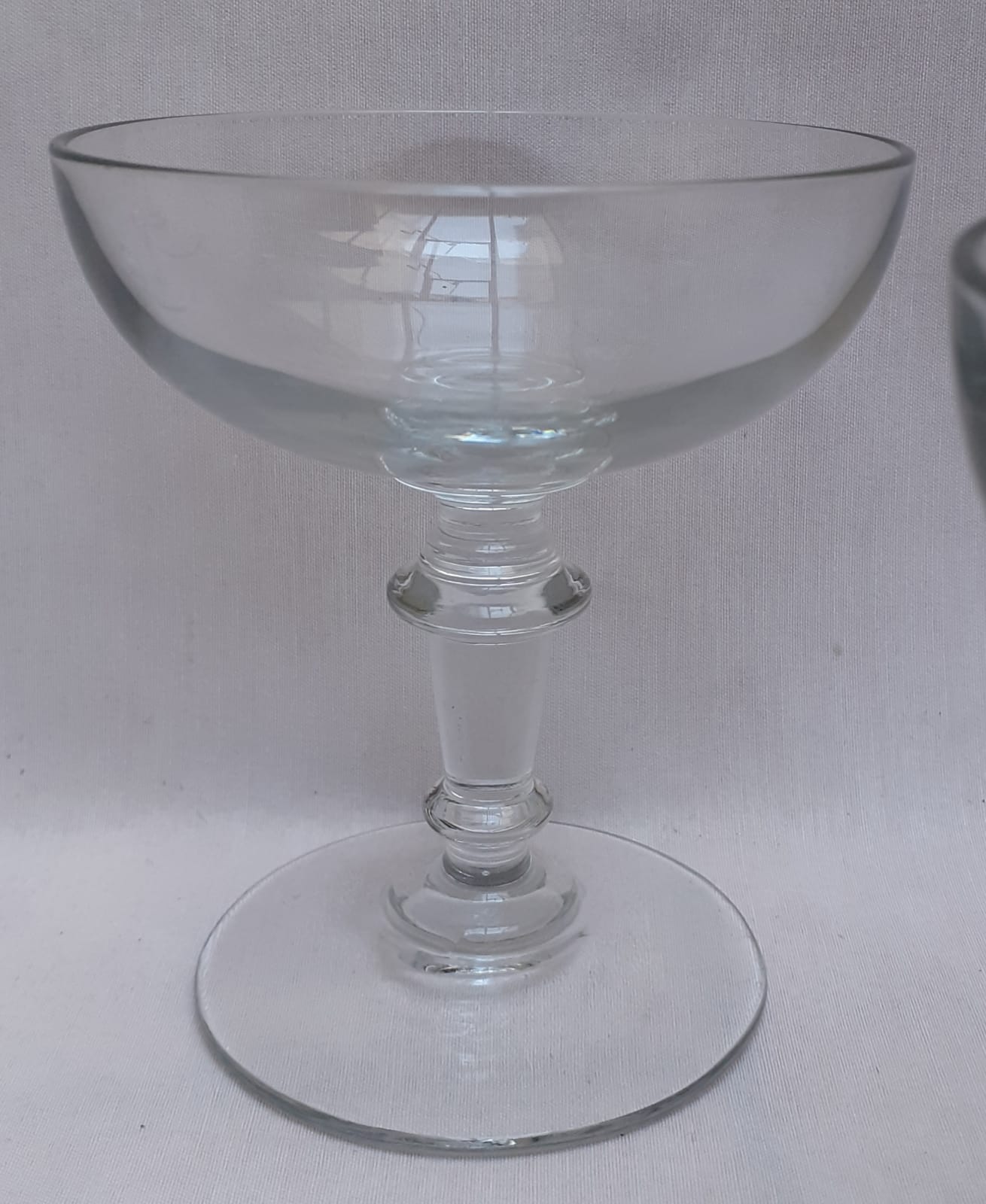 Set of 6 glasses of glass champagne