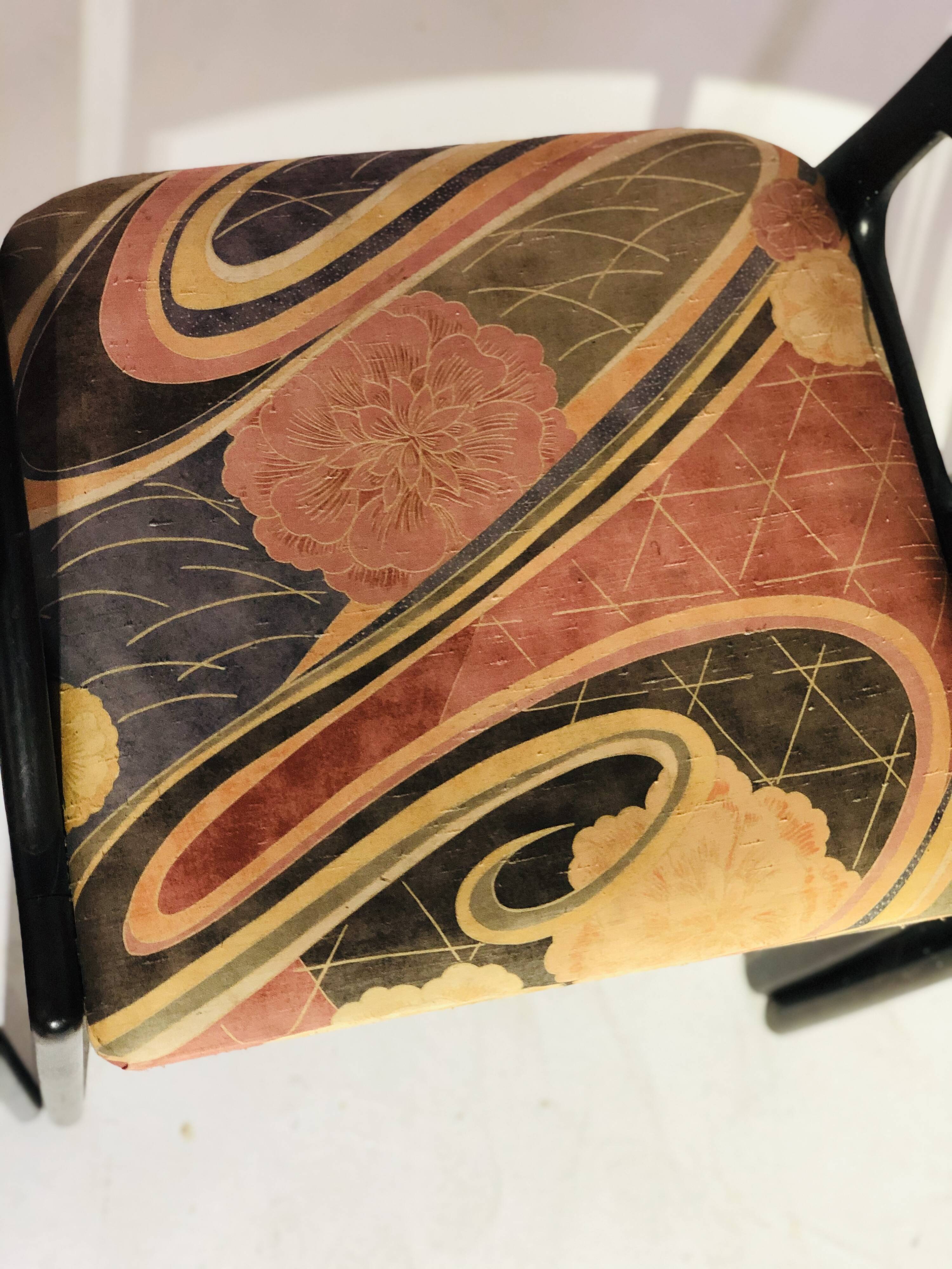 Set of 4 Baumann chairs in 1980 fabric with black wooden base