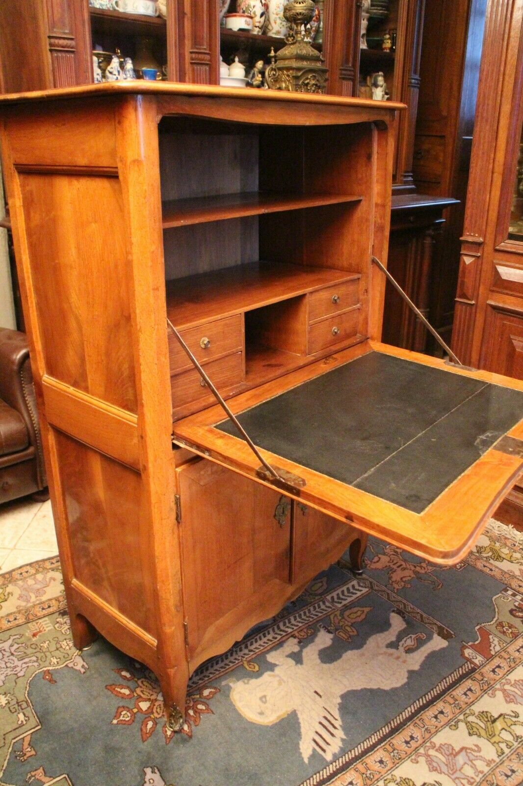 Secretary Louis XV in solid blond walnut period 18th