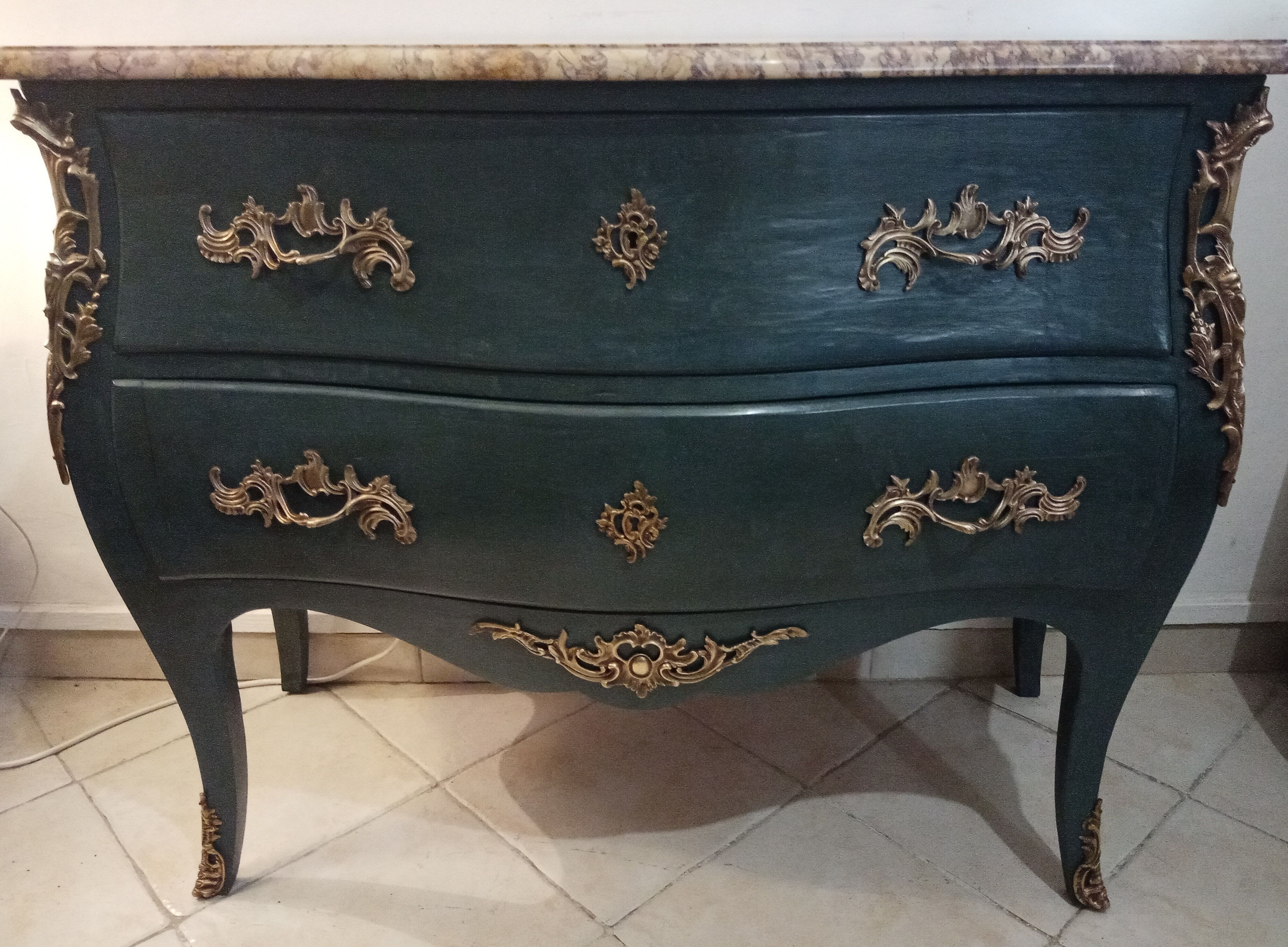 Louis XV curved dresser 2 drawers