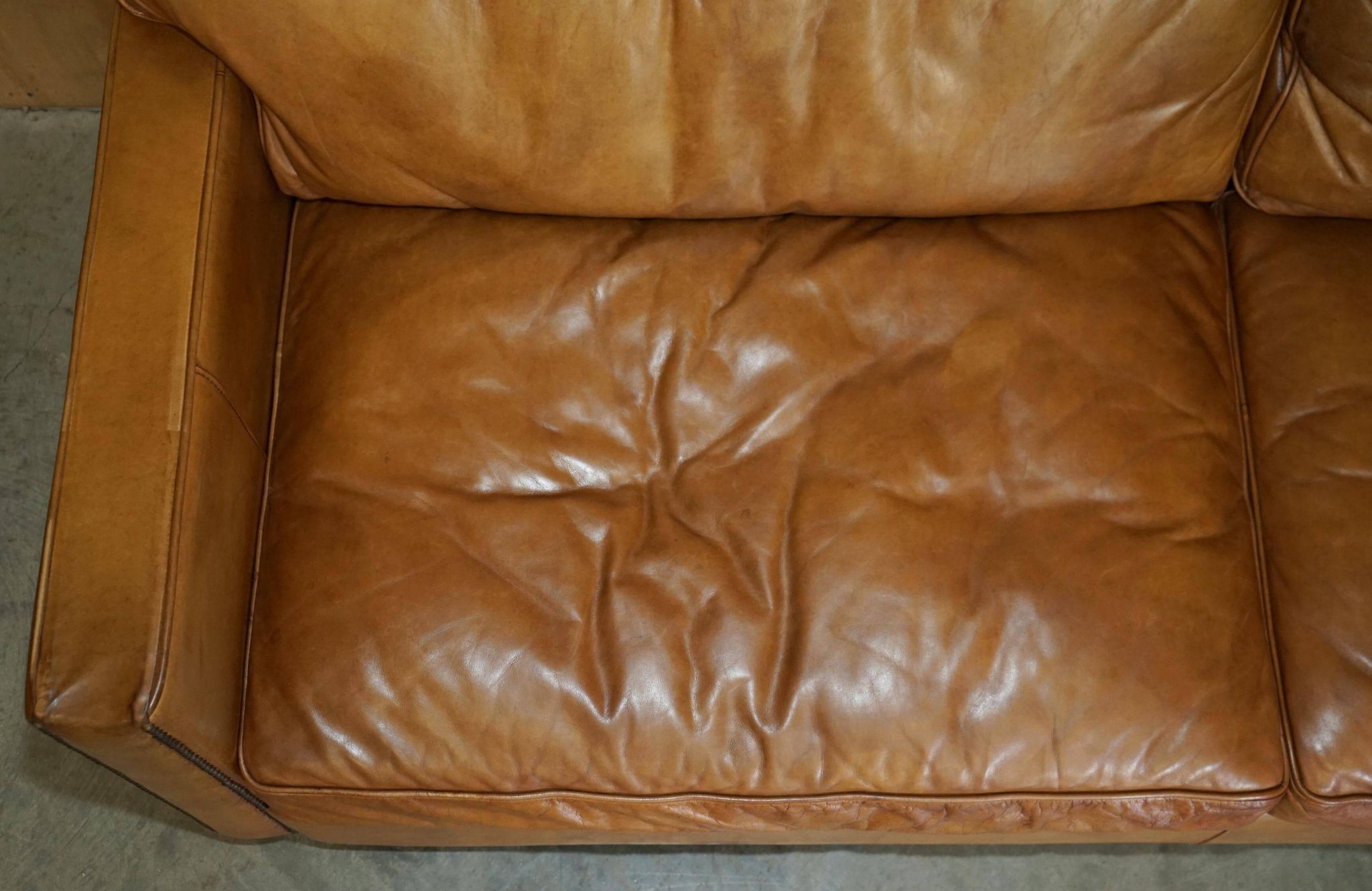 Three-seater leather sofa Viscount William Halo Timothy Oulton