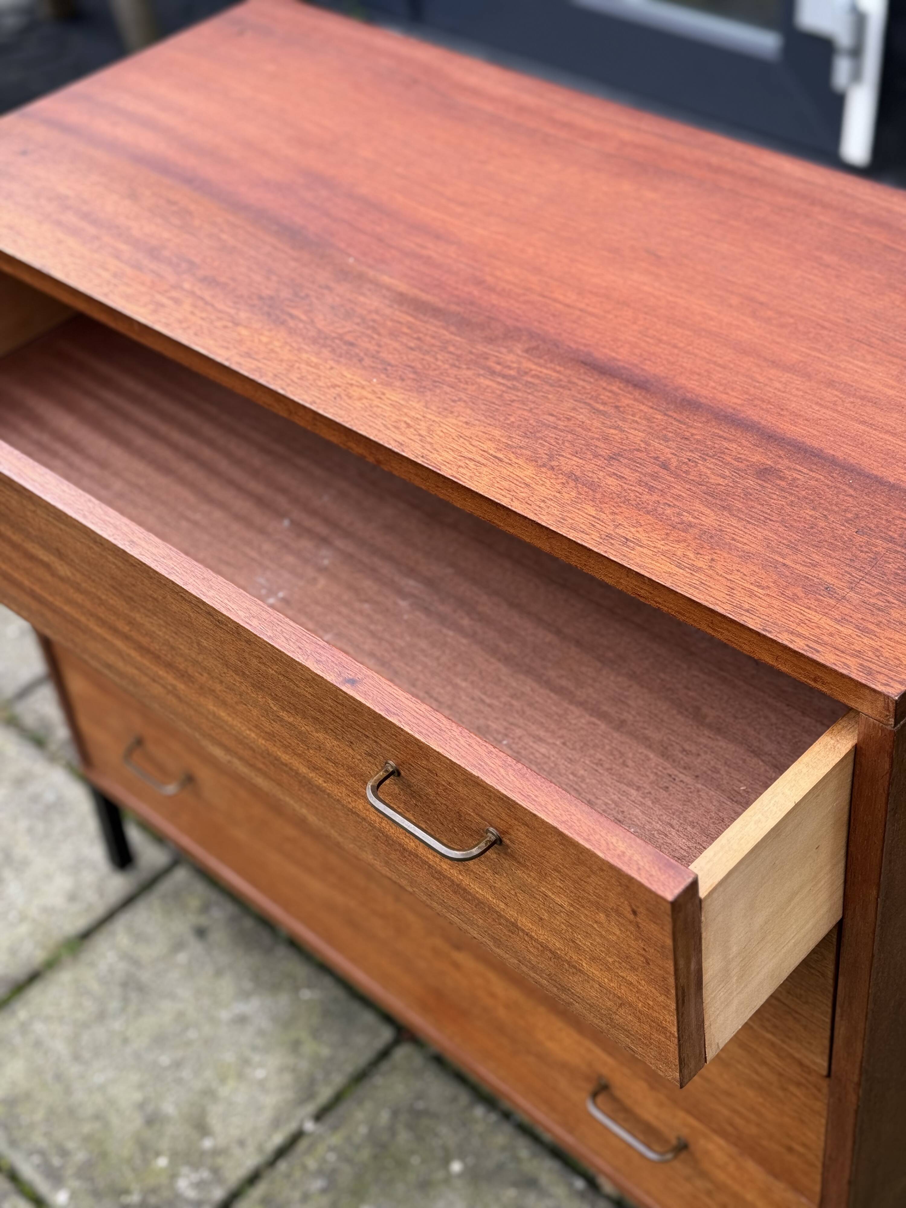 Commode à Tiroirs Vintage en Teck