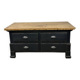 Low commode in pine and dark grey patina from the early 20th century.