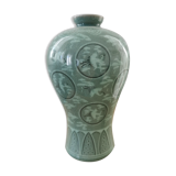 Vase coreen céladon milieu XXe