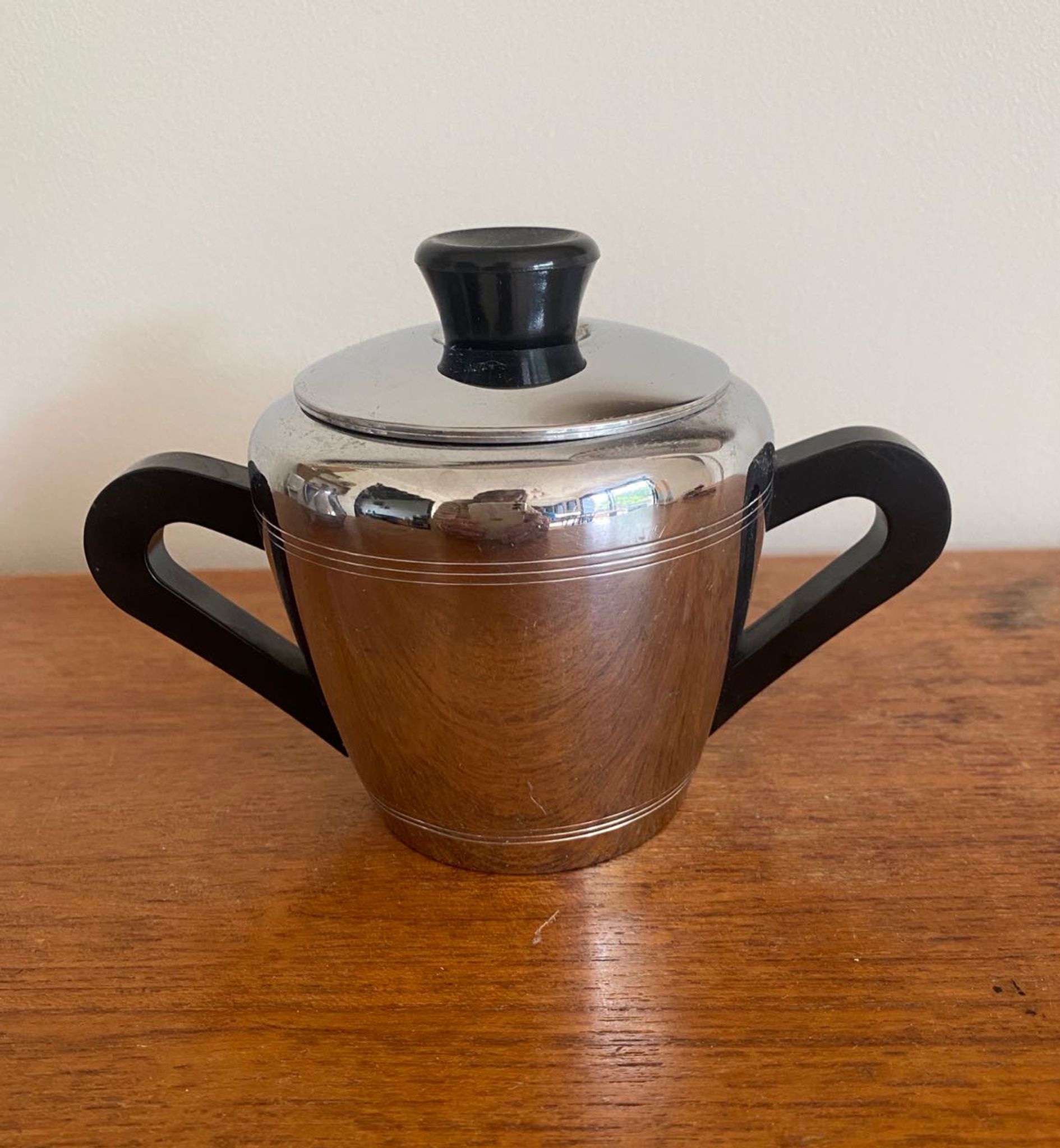 Théière et pot à sucre en cuivre