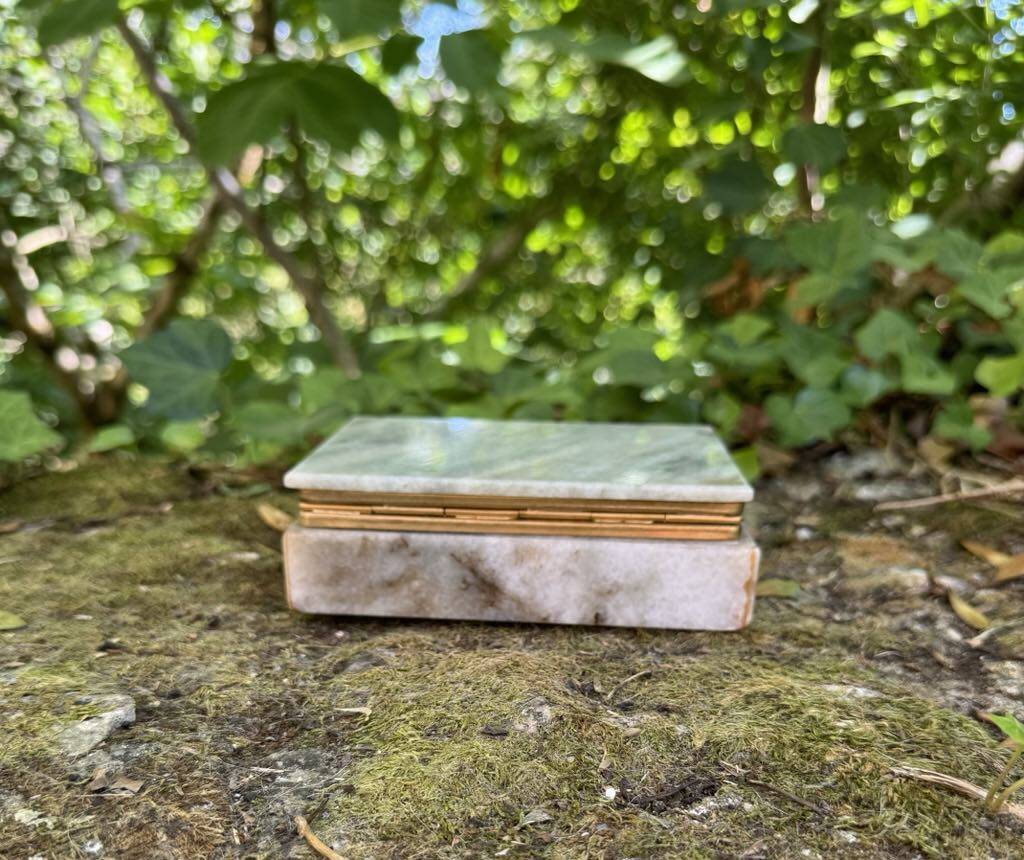 Onyx catchall box from the 1960s, vintage Italy.