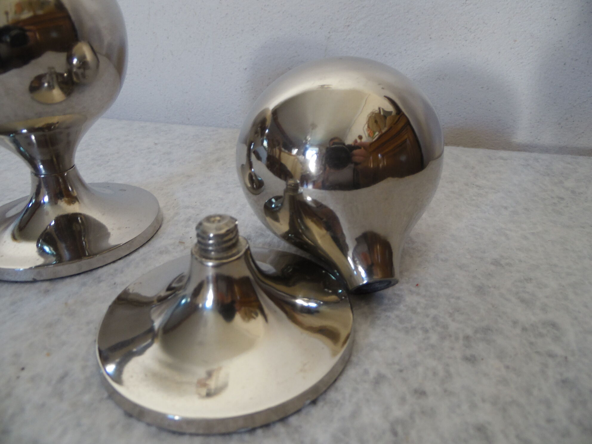 Scandinavian candlesticks duo