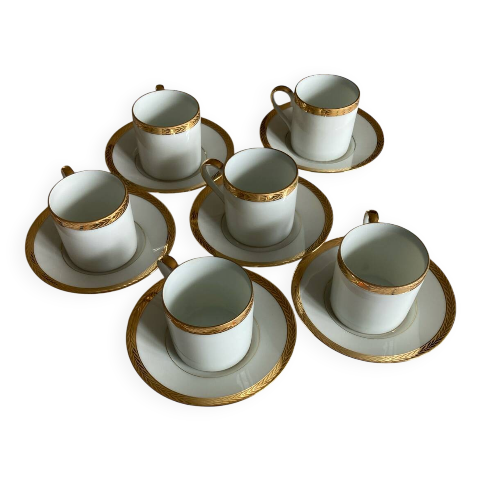 6 tasses à café et soucoupe porcelaine de Limosges