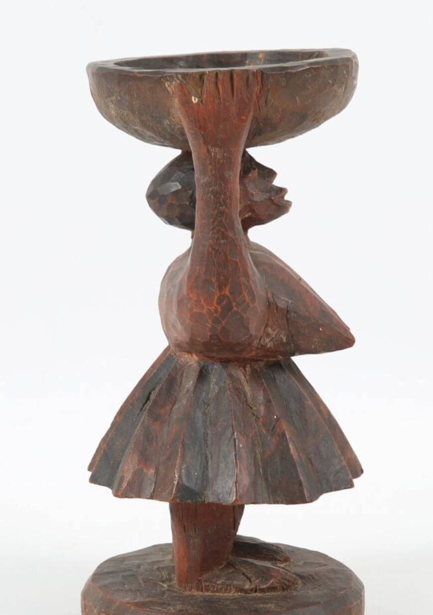 Wooden cup - Woman with pleated skirt (Burkina Faso)