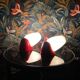 Paire d'appliques vintages plastique et verre en opaline blanc