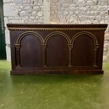Oak counter