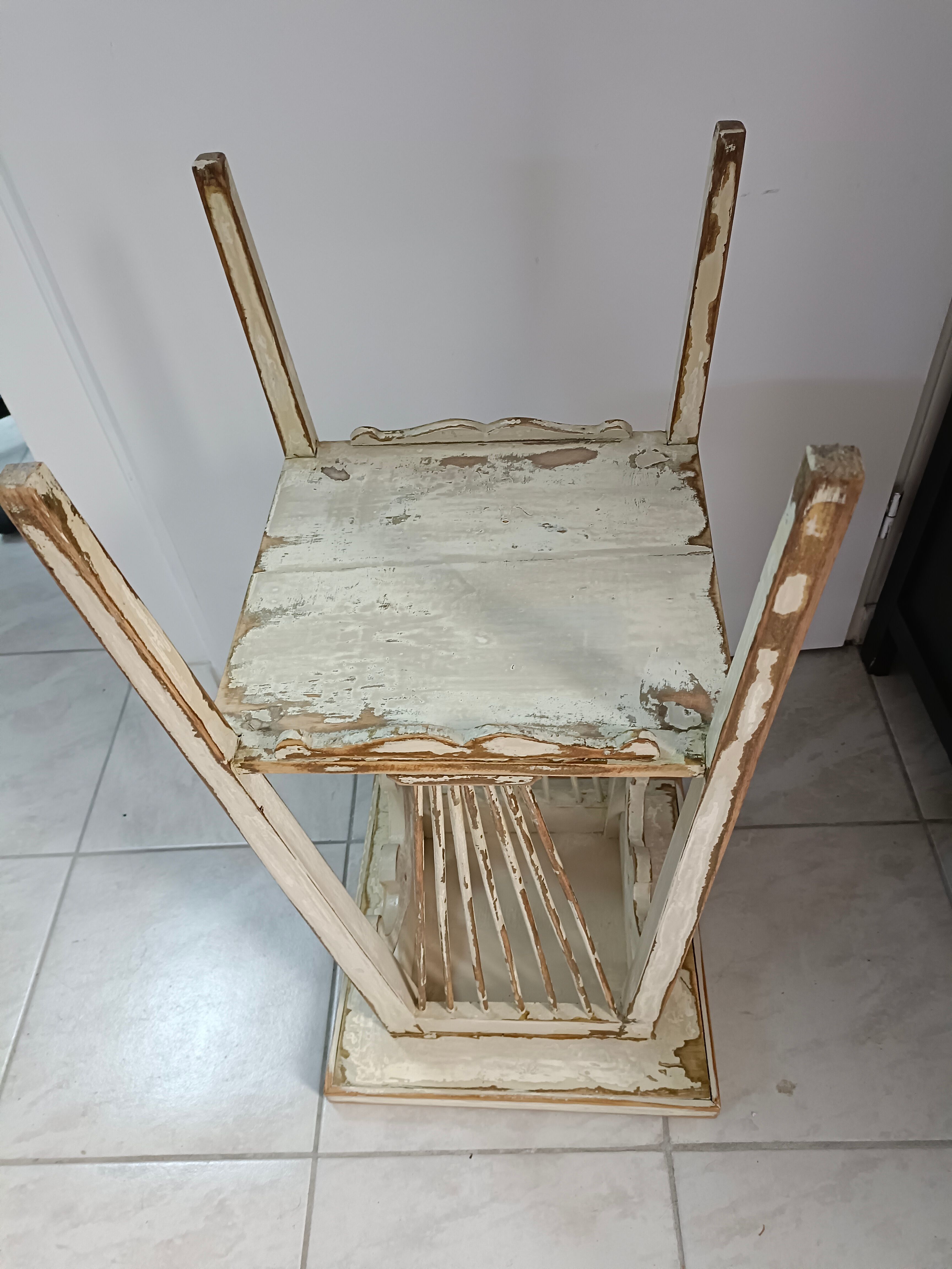 Side table door door vintage plant 50s in good condition