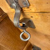 Antique round extendable table without extension